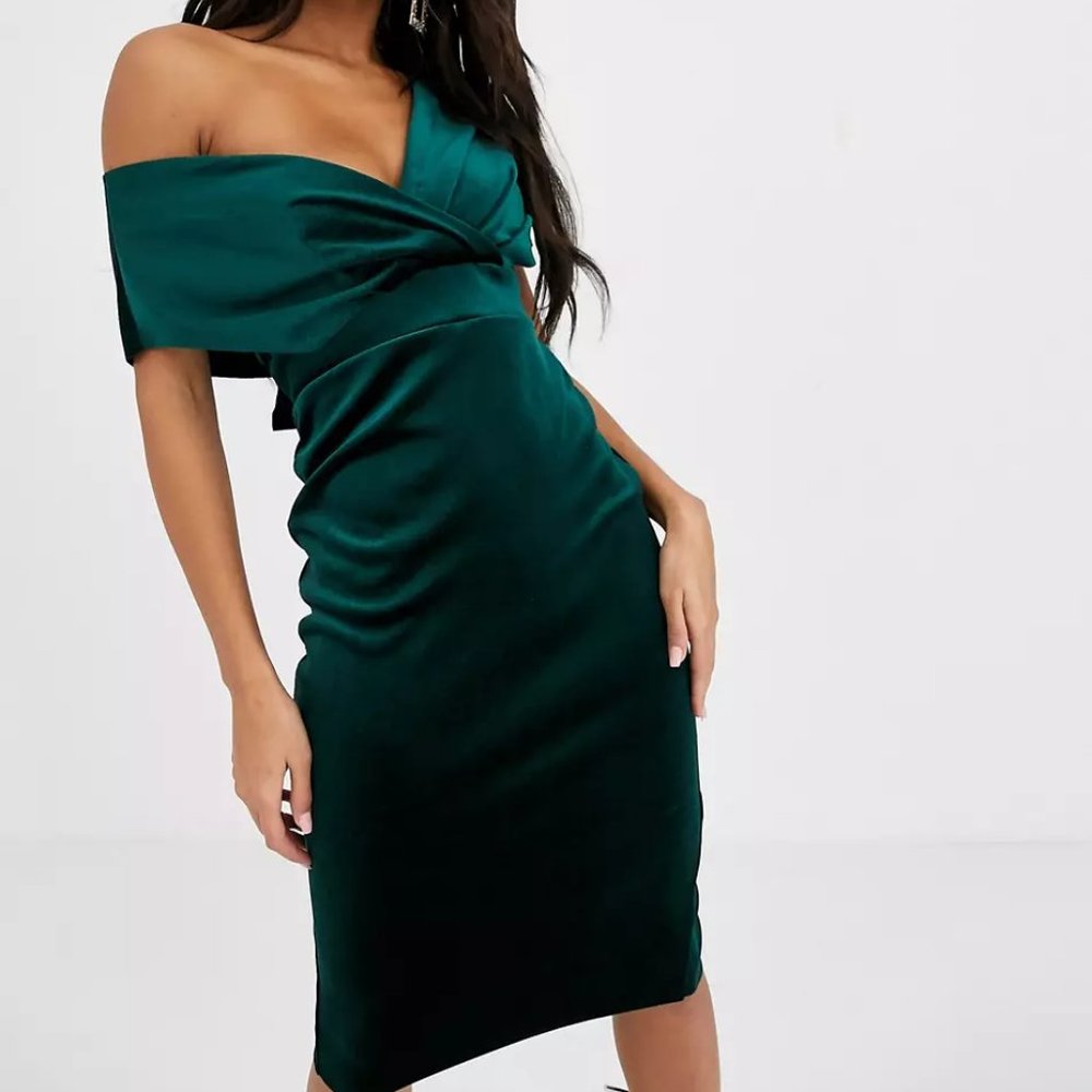 BRAND NEW ASOS velvet fallen shoulder midi pencil dress with tie detail (GREEN)